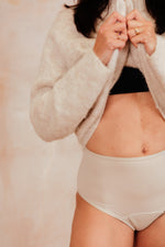 NIXI Body Coni Cream Leakproof Knicker — Medium Absorbency