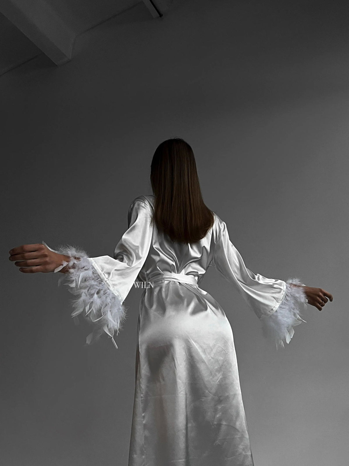 AFFECTION Luxurious White Satin Women’s Bridal Robe S