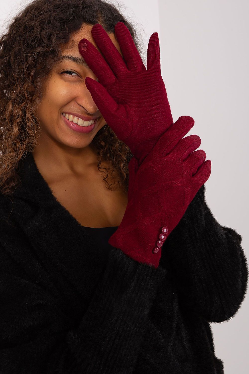 AT Geometric Pattern Gloves