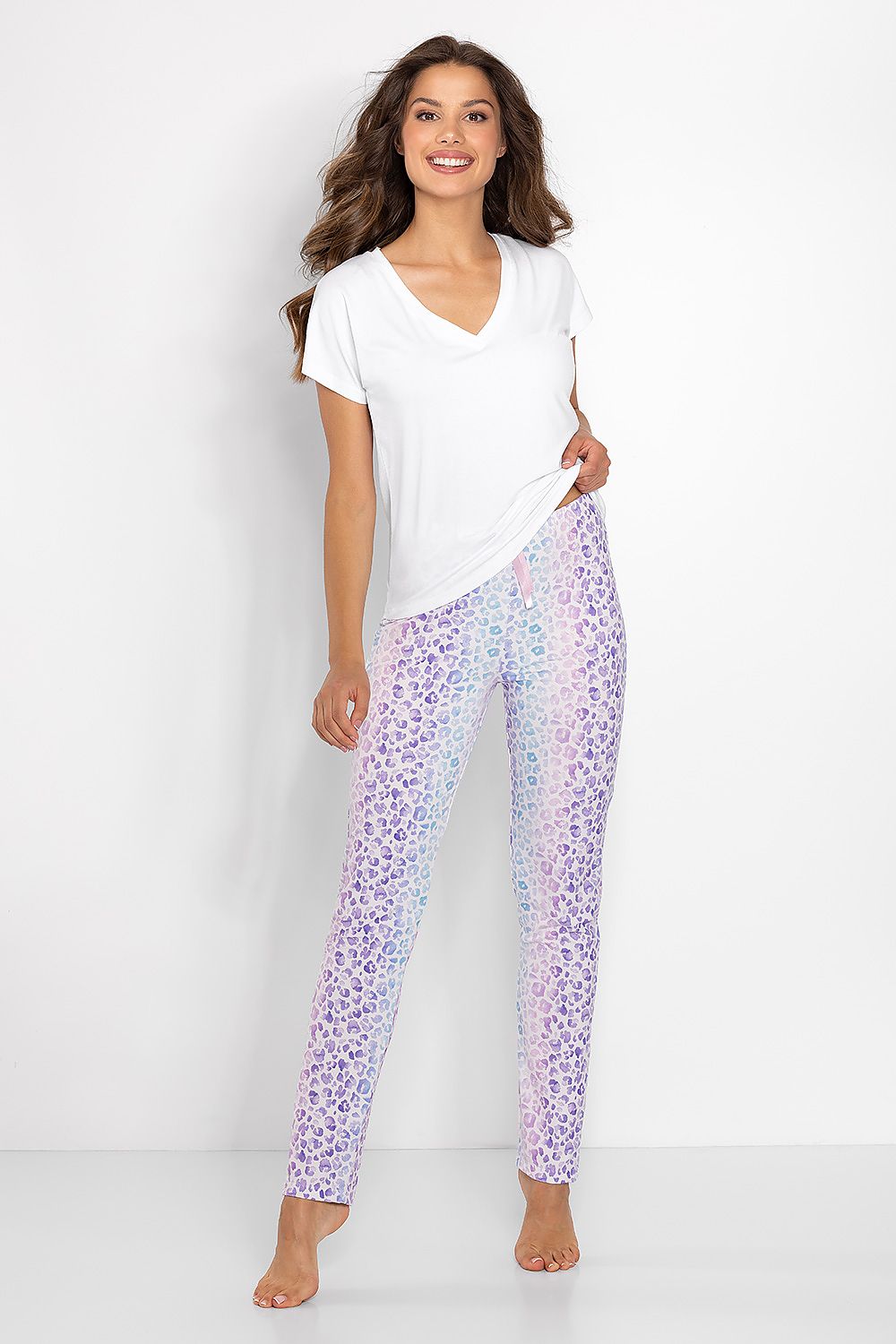 Momenti Per Me Heart Neckline Two-Piece Pyjama Set white