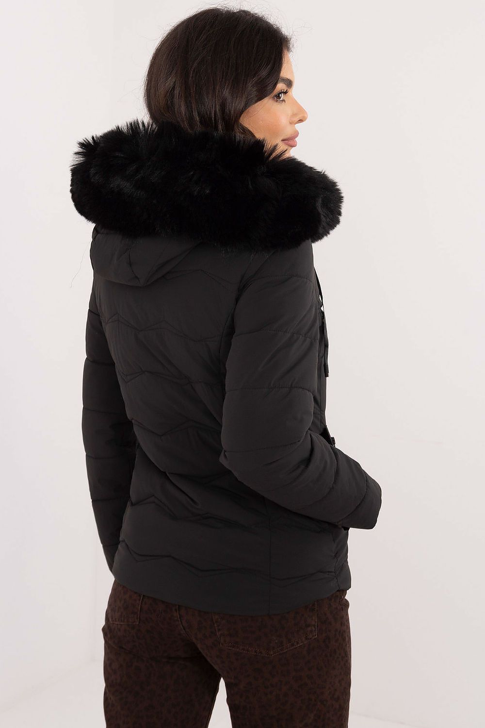 Factory Price Short Quilted Coat Jacket