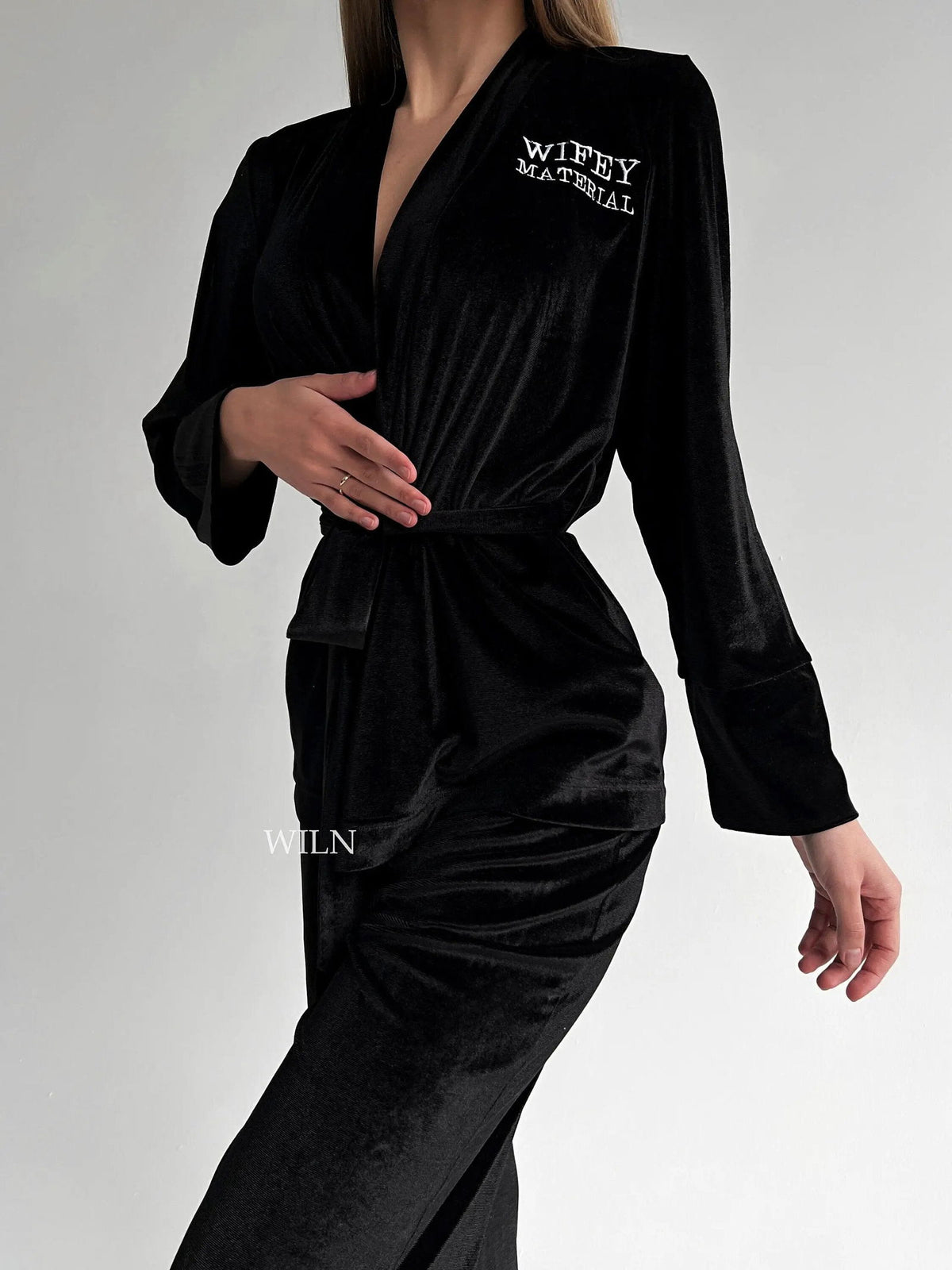 MAJESTIC Women’s Personalised Luxurious Black Velour Robe Set