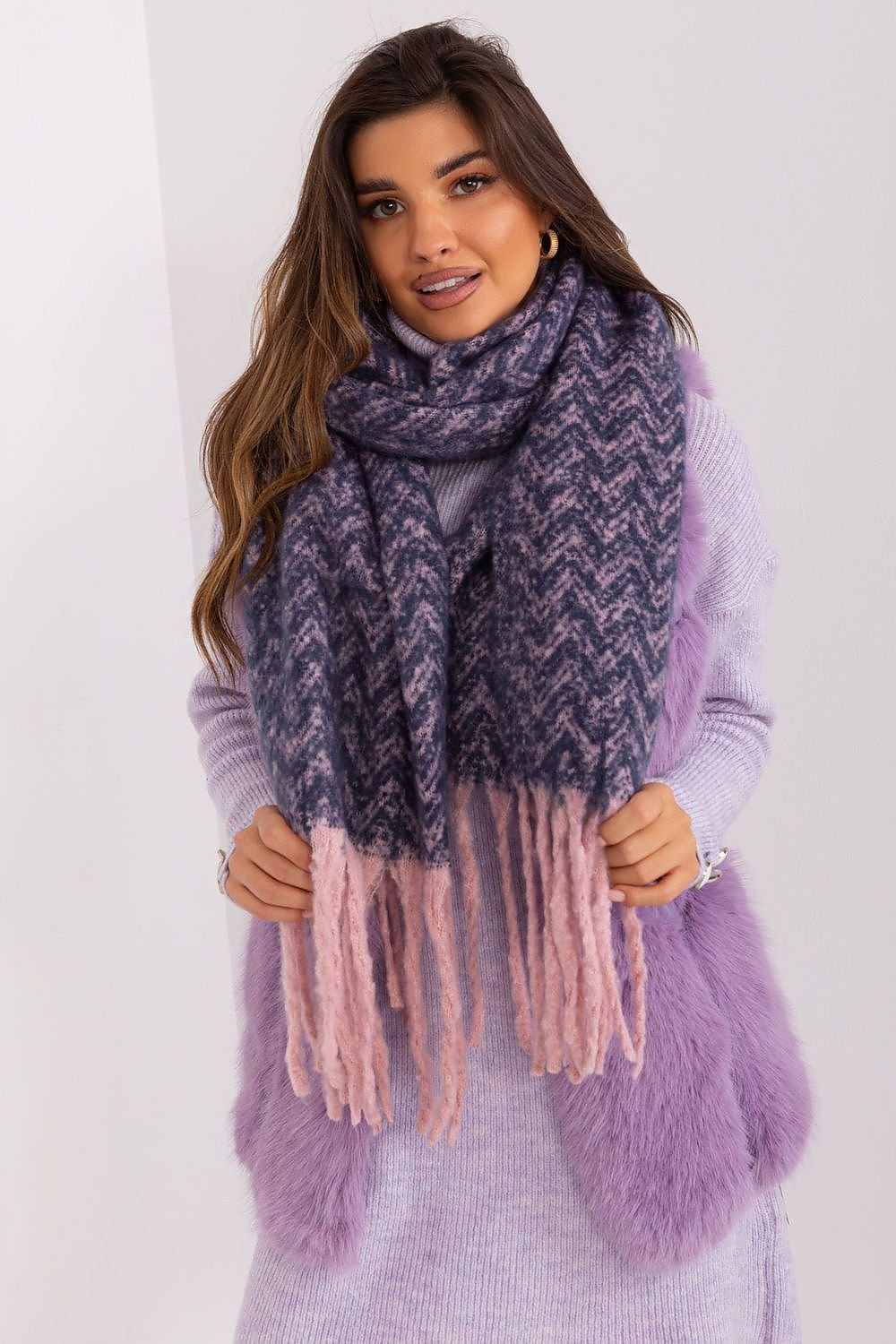 AT Geometric Shawl Scarf navy blue one-size-fits-all