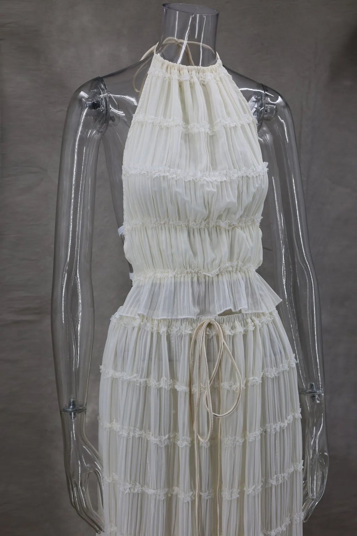 Sexy Sleeveless Backless Cropped Halter Top Pleated Long Skirt & Top Co-ord Set