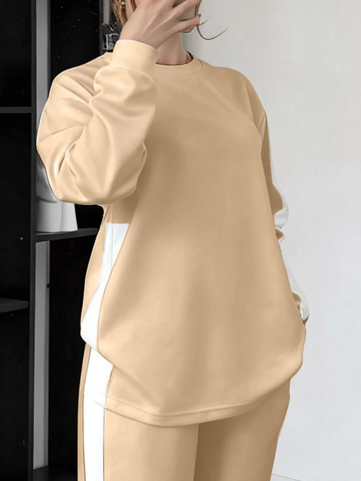 Full Size Contrast Round Neck Top and Pants Loungewear Set