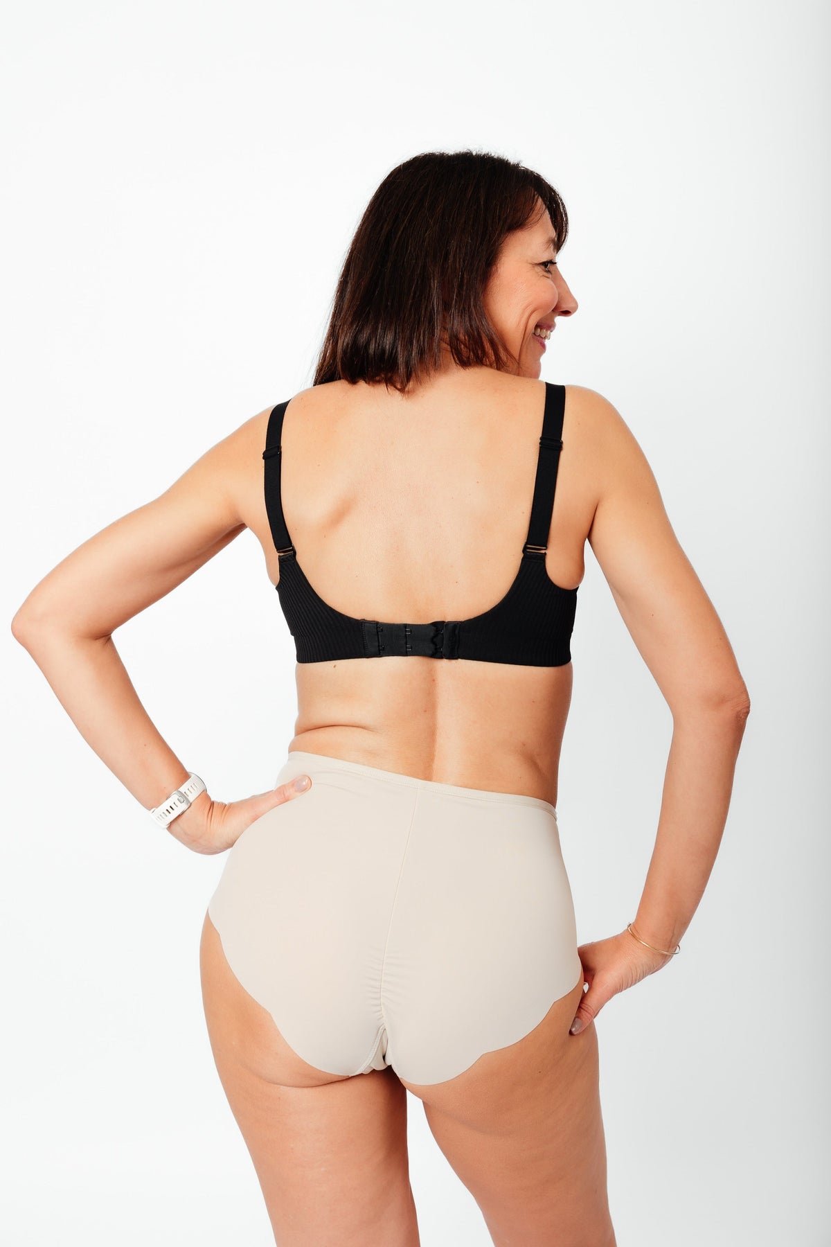 NIXI Body Coni Cream Leakproof Knicker — Medium Absorbency