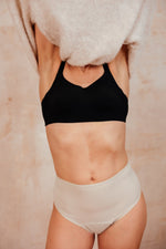 NIXI Body Coni Cream Leakproof Knicker — Medium Absorbency