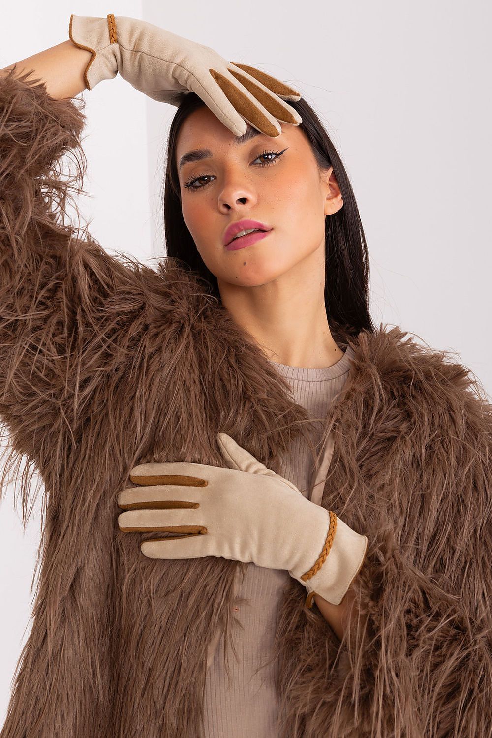 AT Contrasting Insert Gloves
