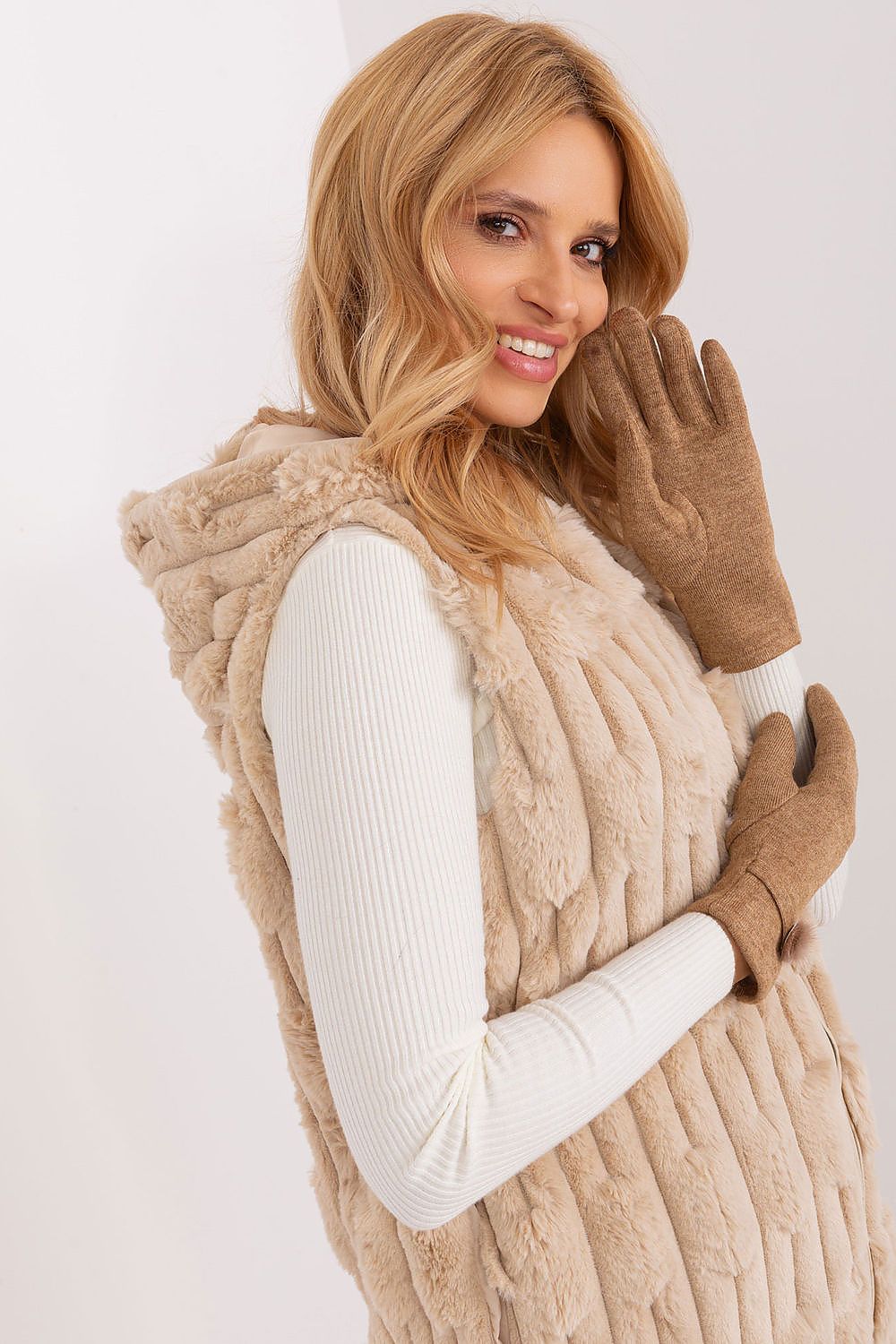 AT Knitted Pompom Gloves