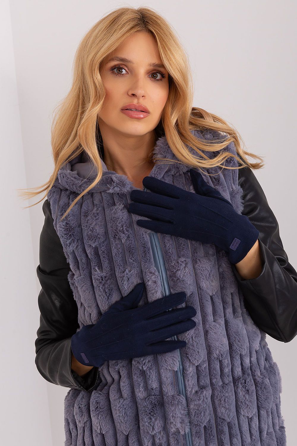 AT Patch-Detail Insulated Gloves navy blue