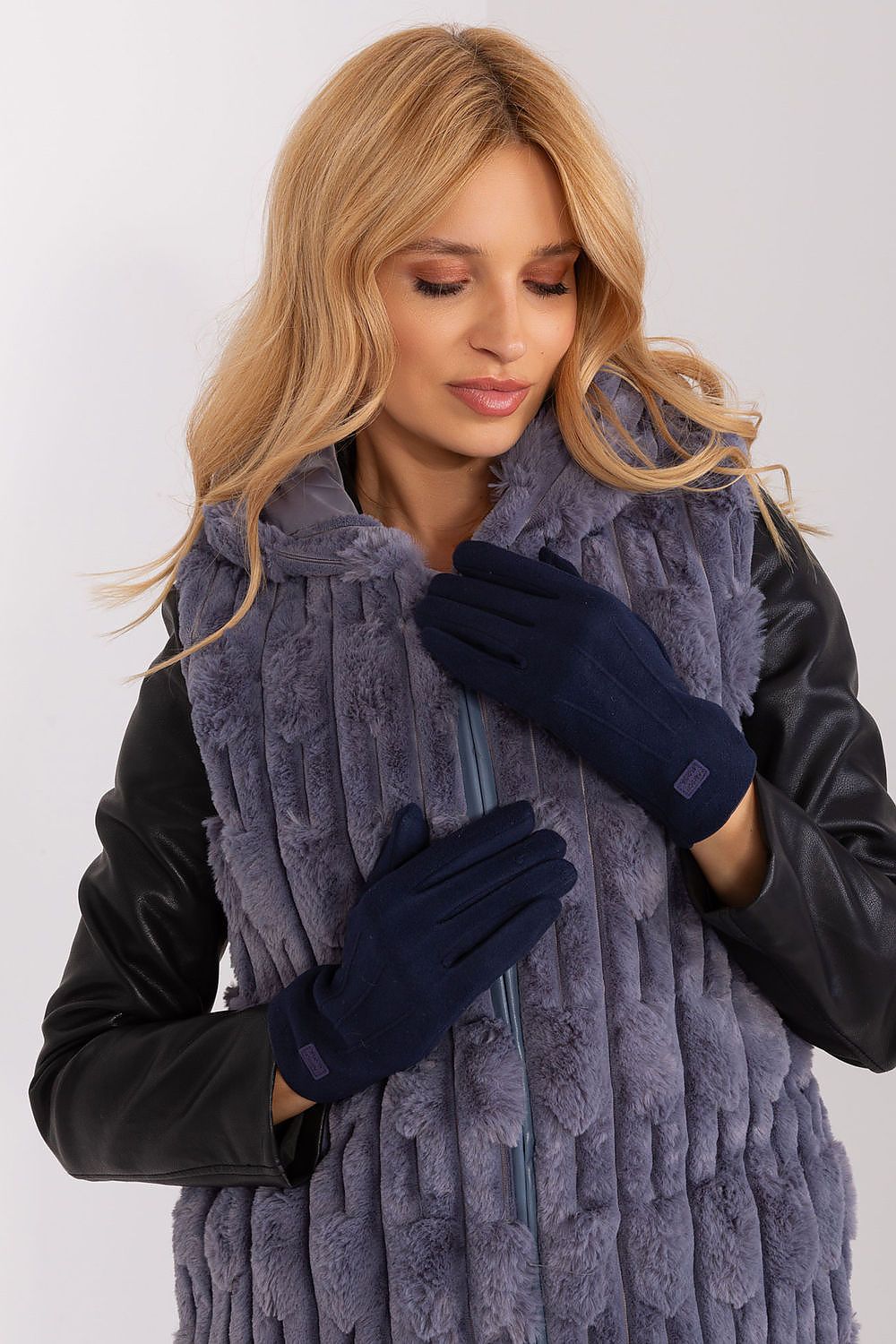 AT Patch-Detail Insulated Gloves