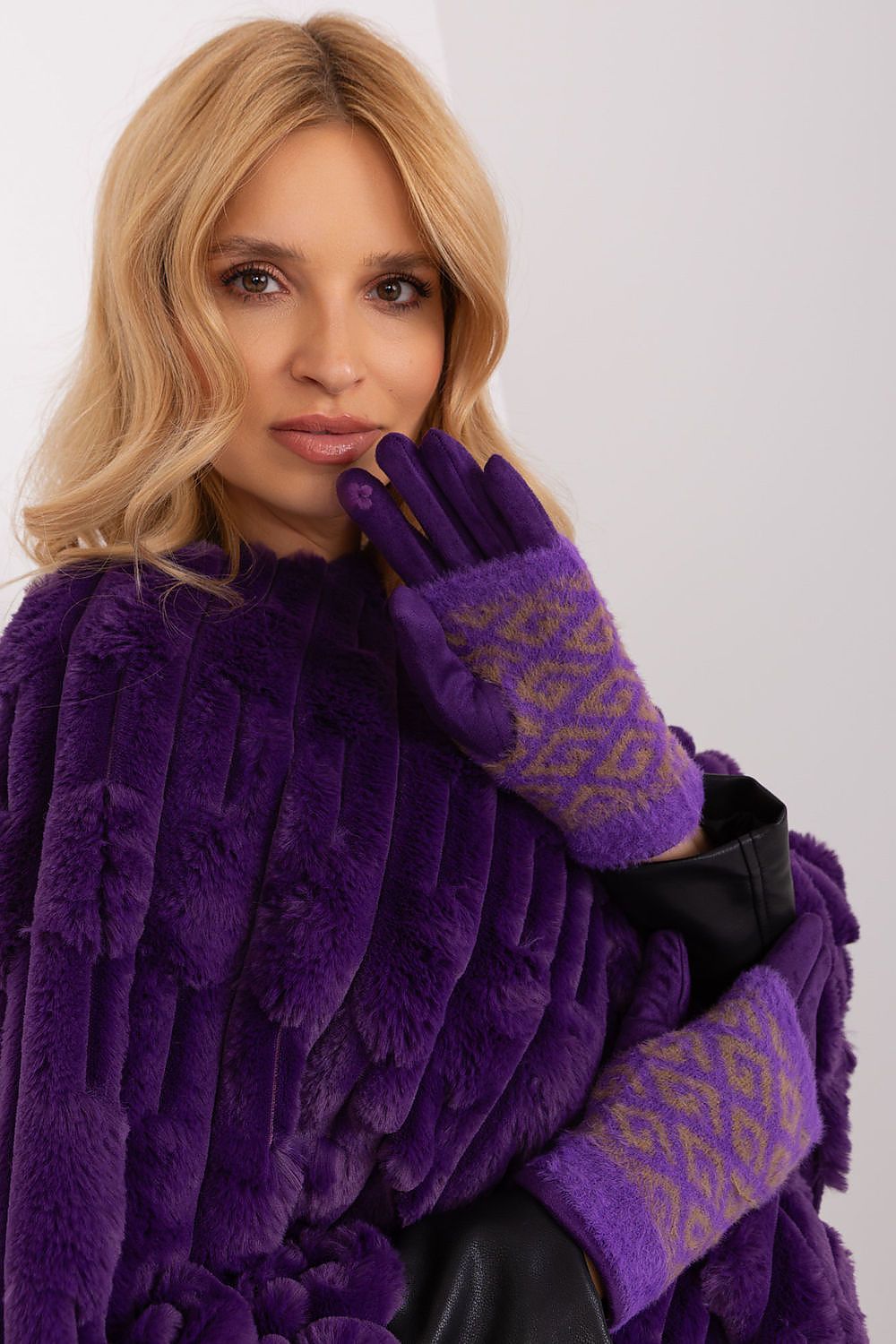 AT Touchscreen Smooth Winter Gloves with Removable Lining