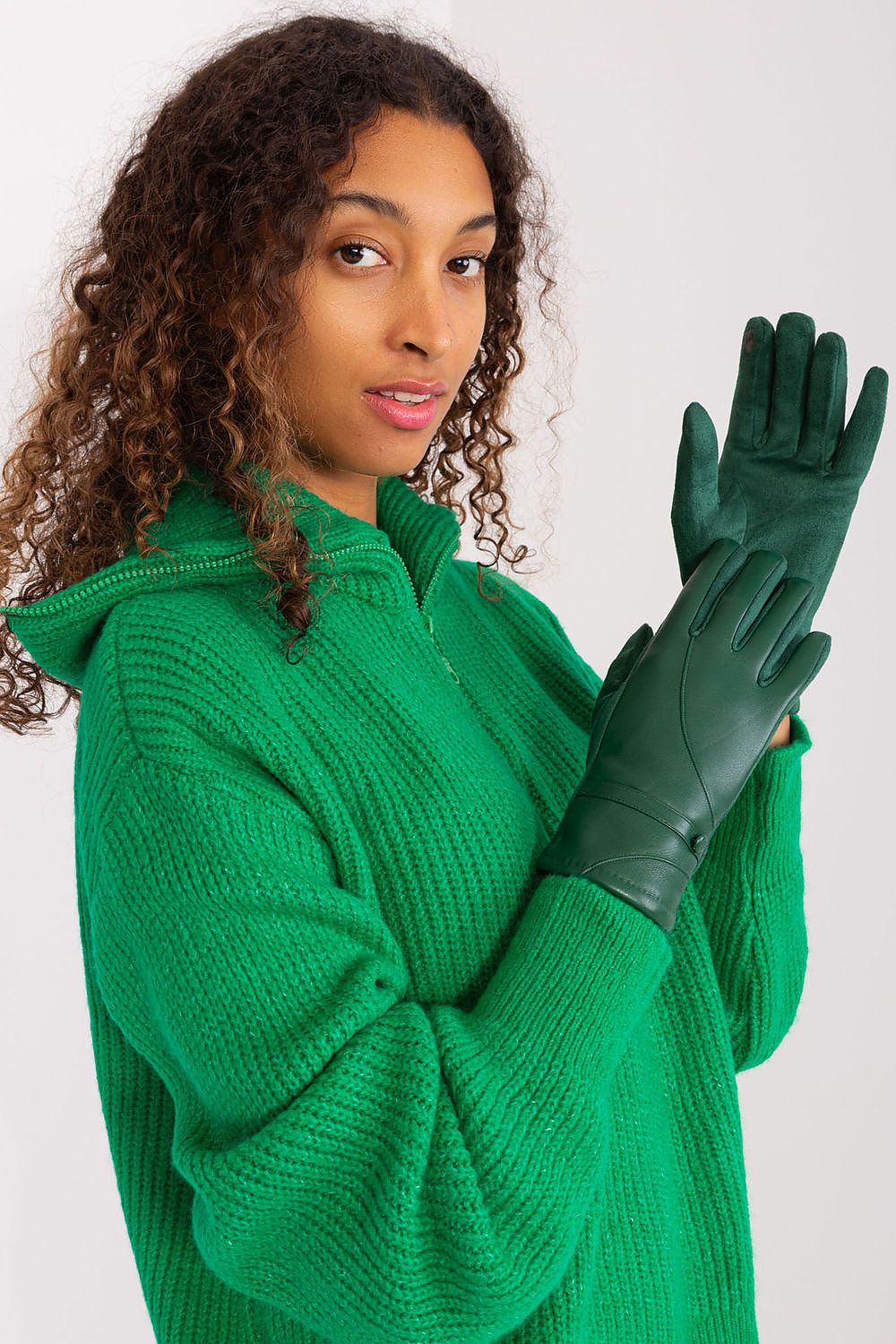 AT Elegant Strap Gloves