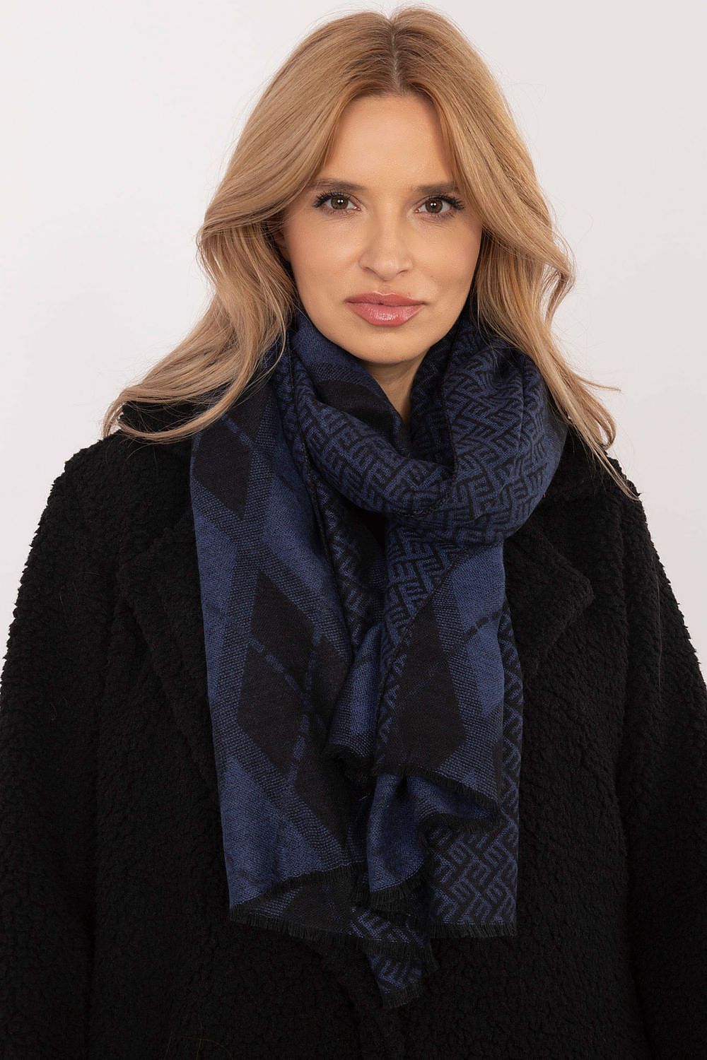 AT Geometric Pattern Neckerchief black one-size-fits-all