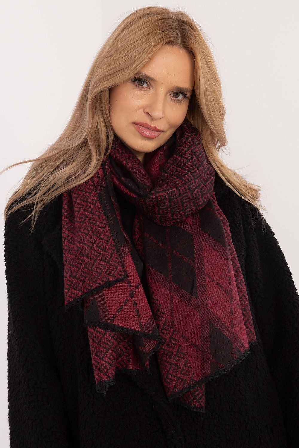 AT Geometric Pattern Neckerchief red one-size-fits-all