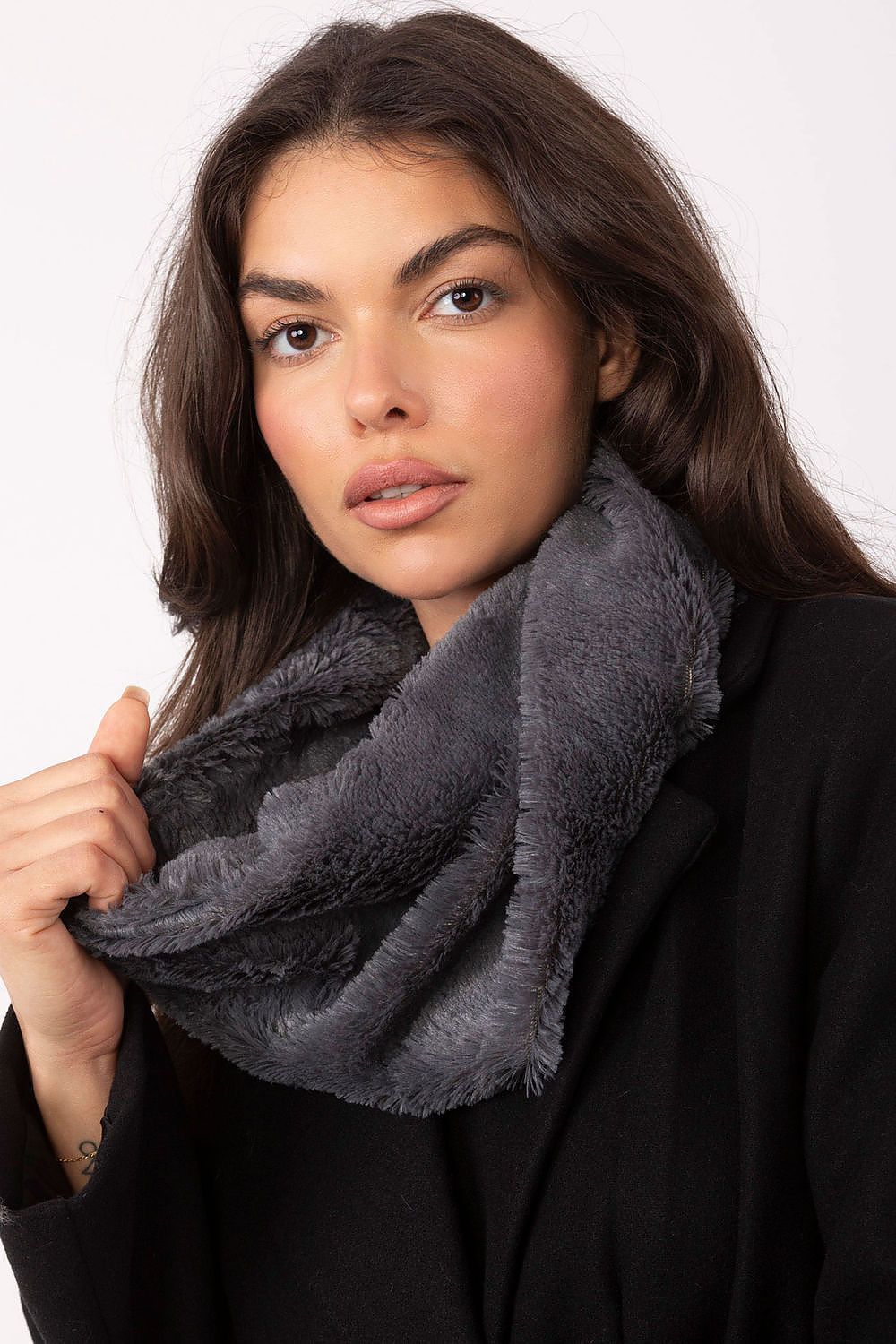 AT Fluffy Infinity Scarf