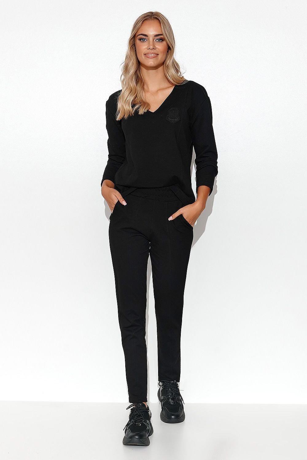 Makadamia Women’s Elegant Tracksuit Loungewear Set Black