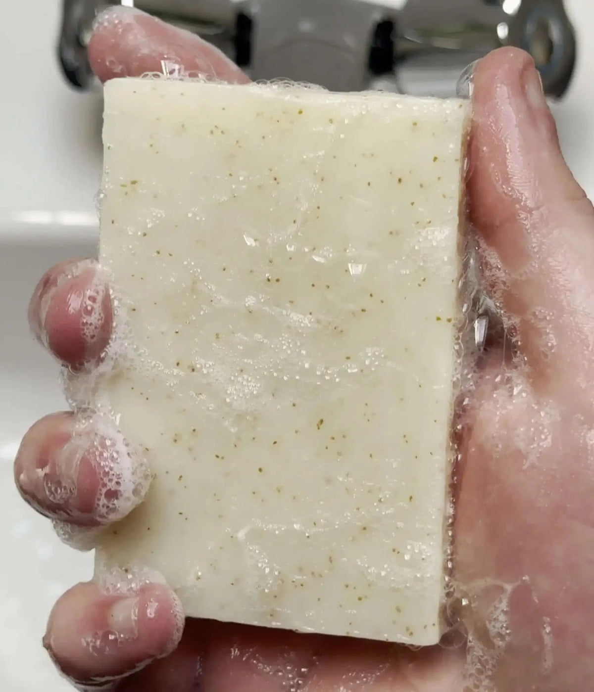 Hiltwood Eucalyptus Lemon Mint and Olive Stone Natural Grit Soap Bar 100g
