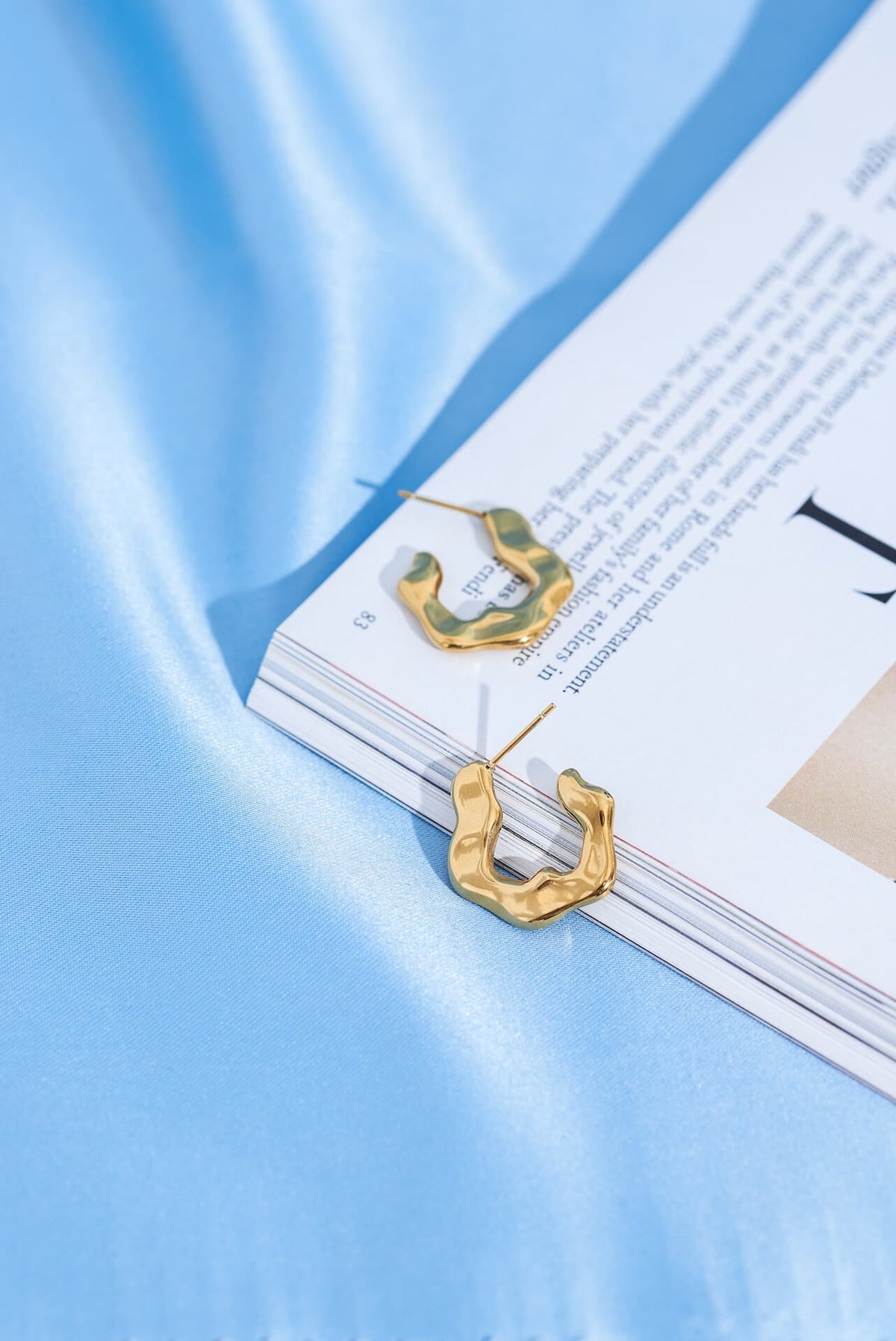 Ballinger Gold Lava Hoops