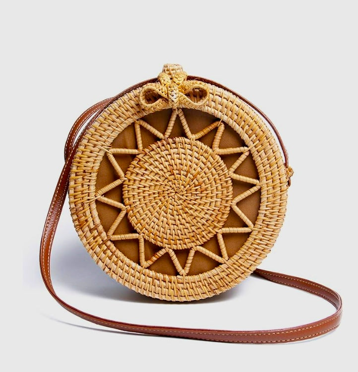 Natural Raffia Round Crossbody Bag — Handwoven Boho Beach Shoulder Bag for Women