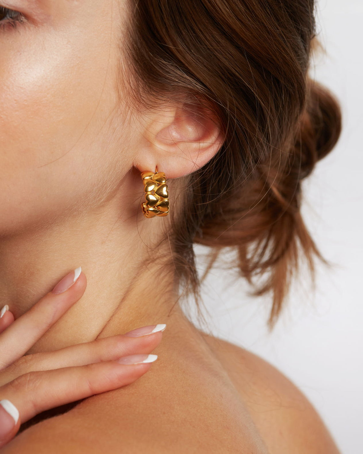 Ballinger 18k Gold Love Heart Hoop Earrings