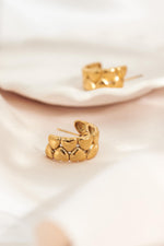 Ballinger 18k Gold Love Heart Hoop Earrings