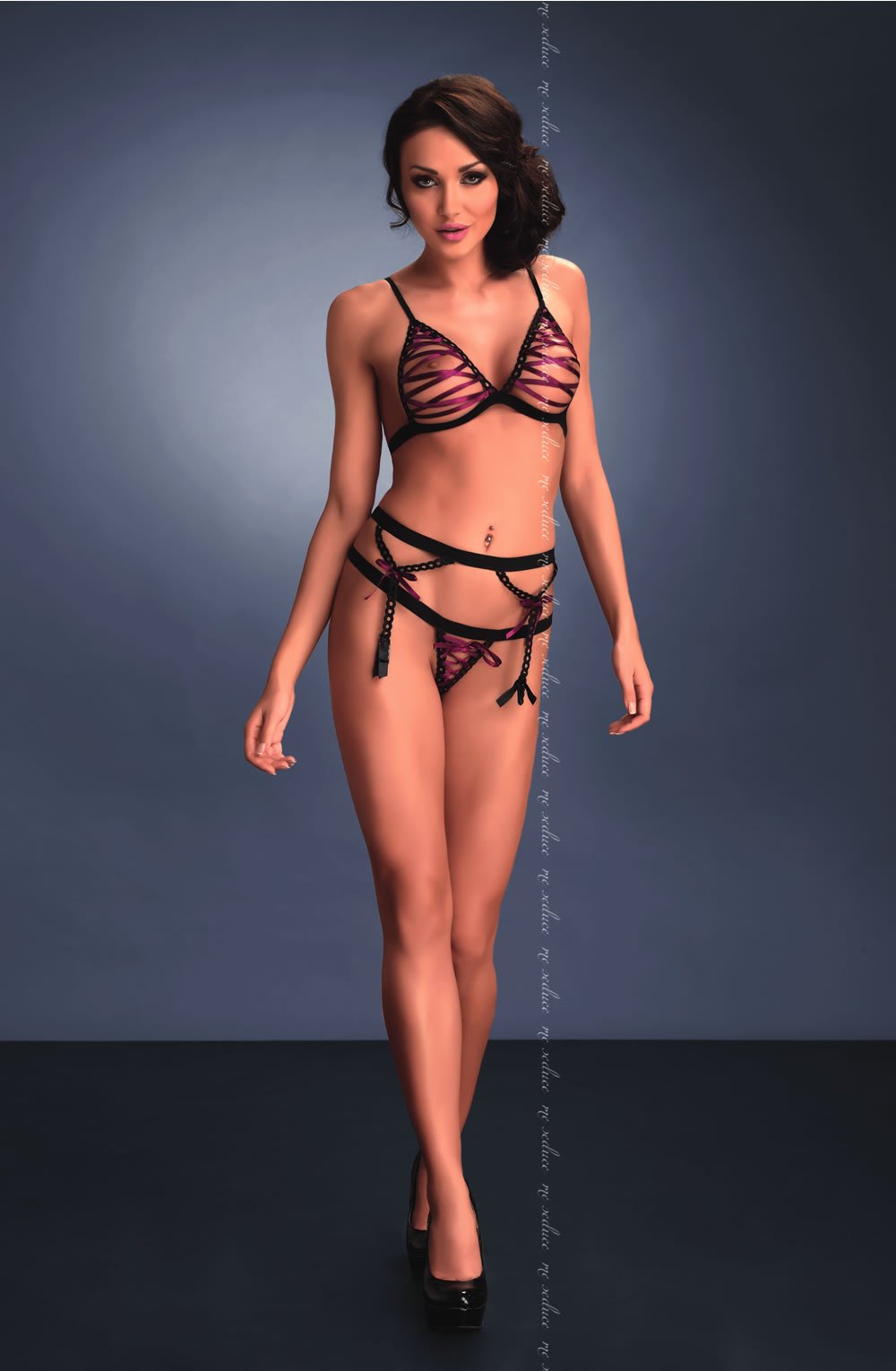 Me Seduce Rosa Lingerie Set Black