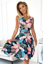 Numoco Flared Cocktail Dress with Heart-Shaped Neckline pink 2