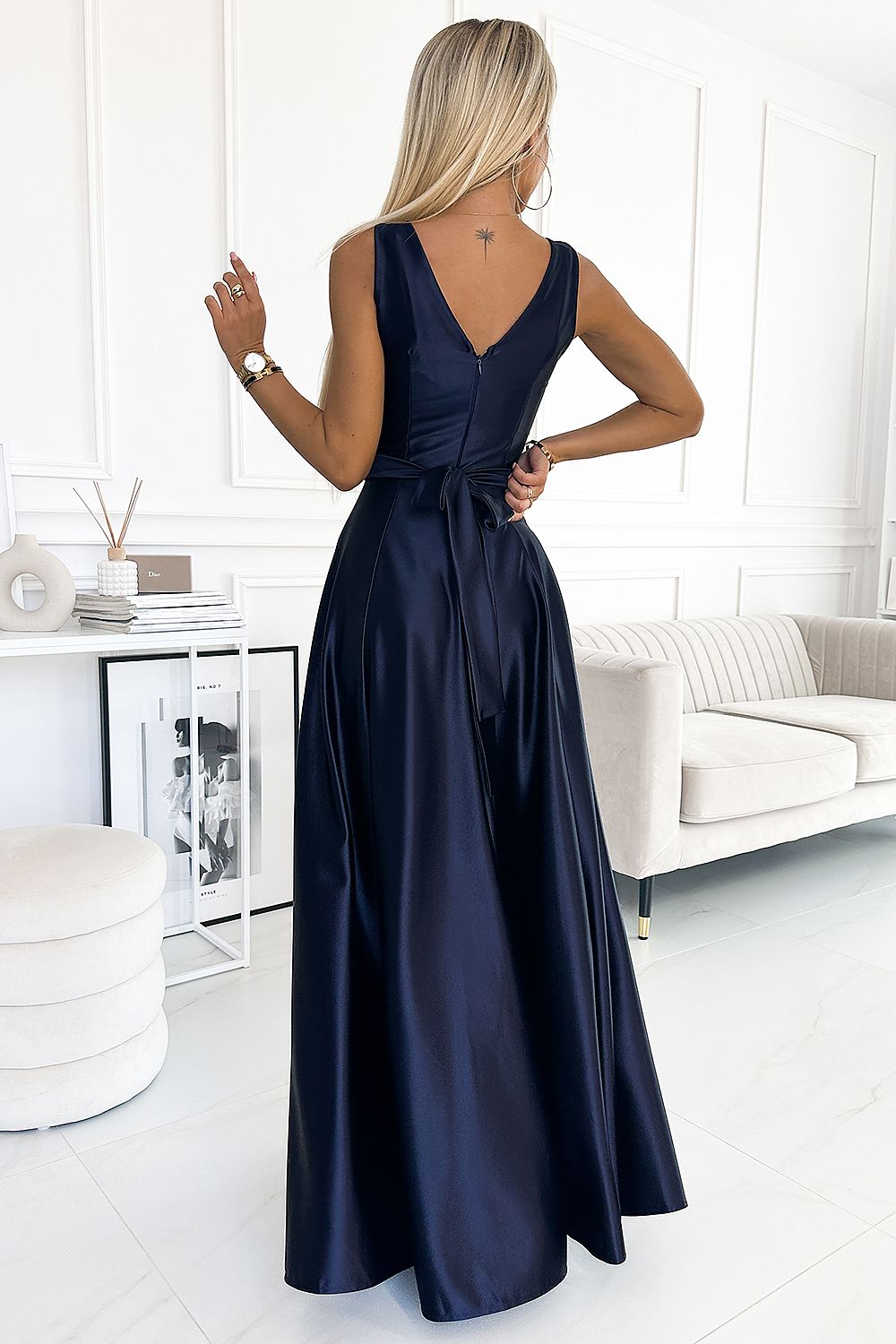 Numoco Satin Maxi Dress with Neckline and Bow in Navy Blue