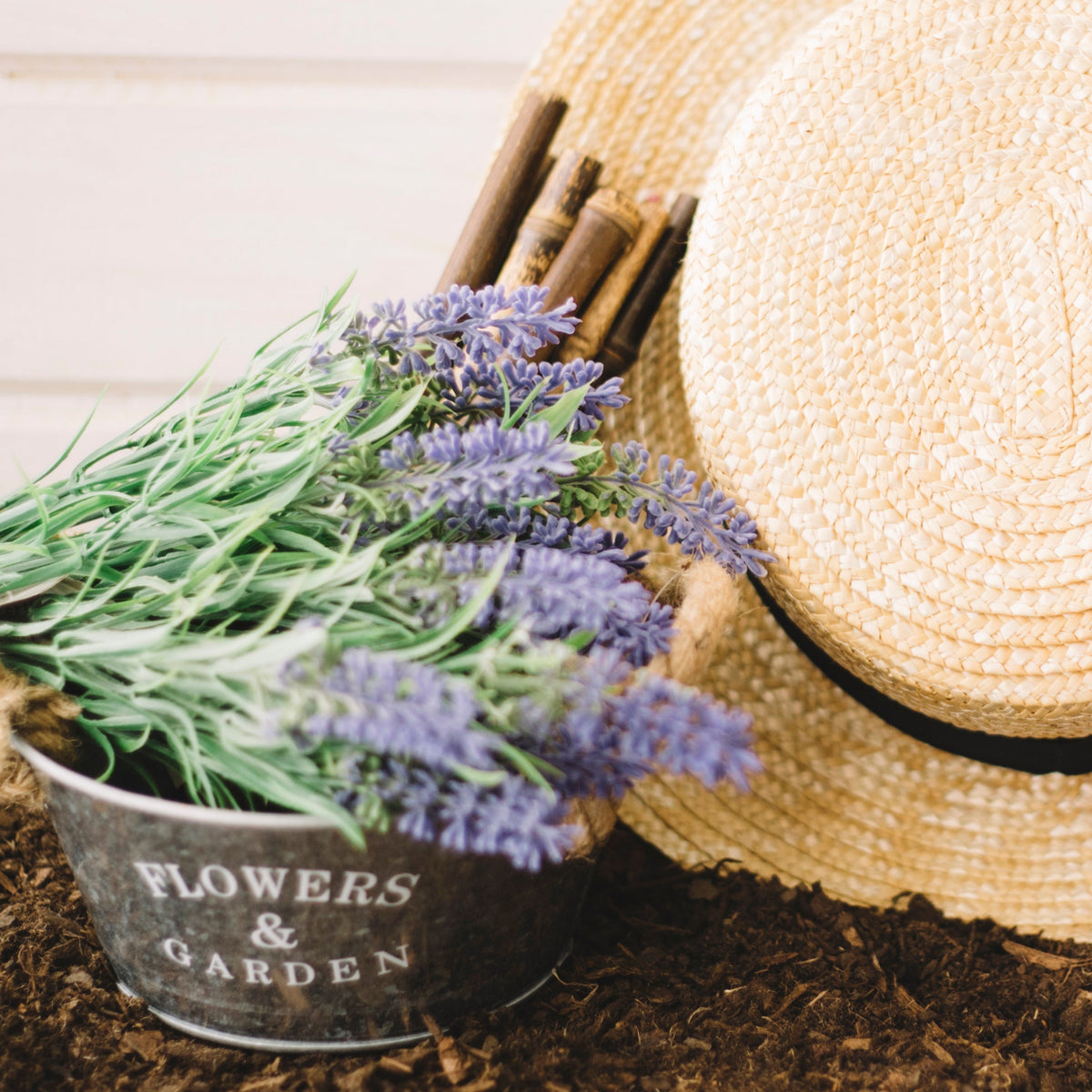 Earth Sense Organics Certified Body Polish Exfoliant - Lavender & Rosemary