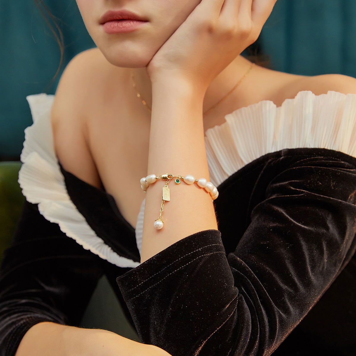 Primrose Natural Pearl & Emerald Zircon Bracelet