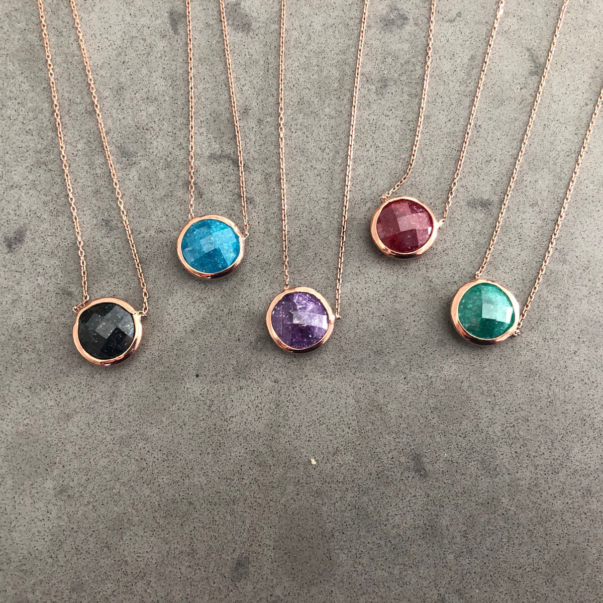 Round Shape Natural Stone Necklaces