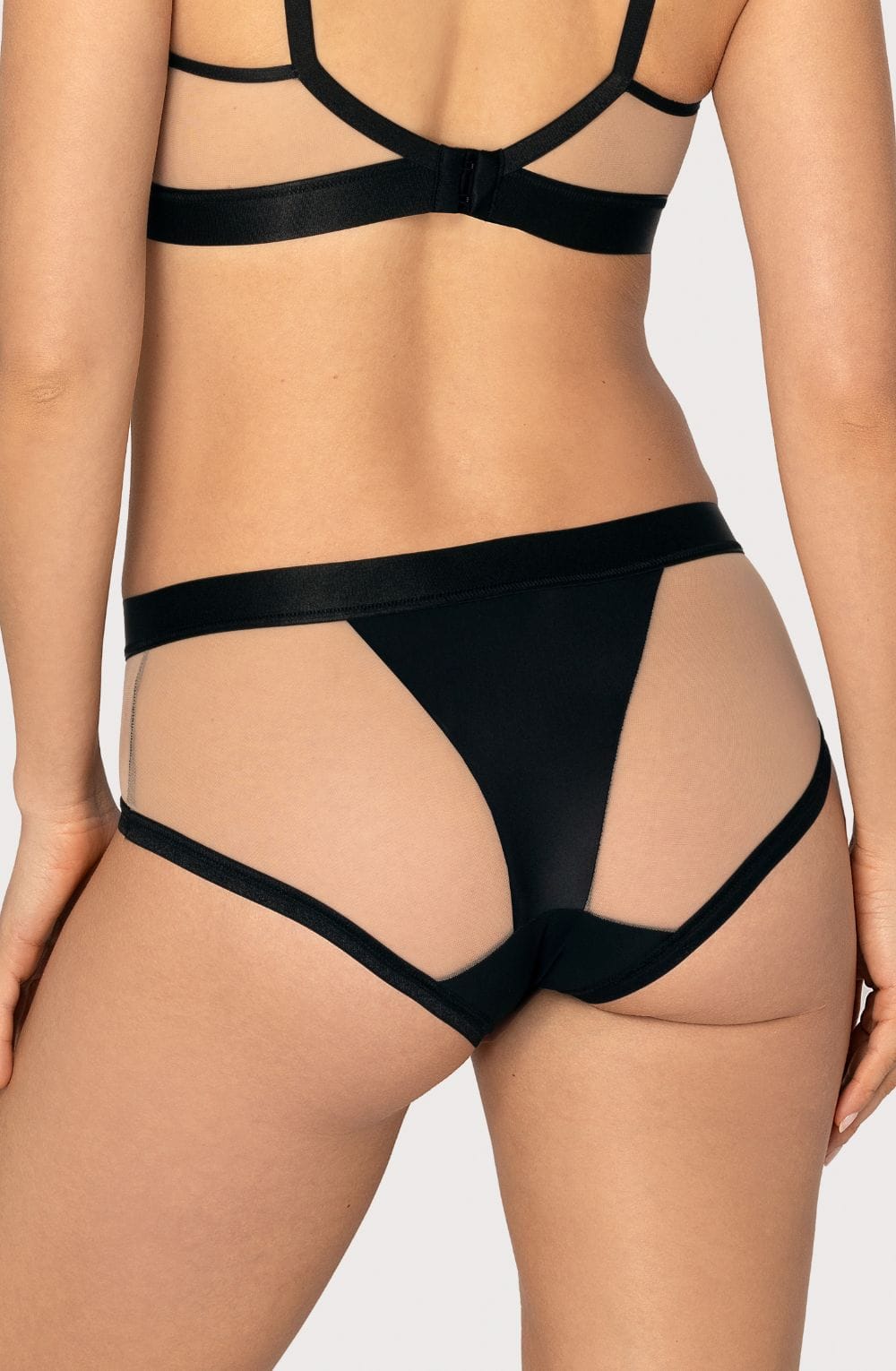Roza Pasomela Thong Beige & Black