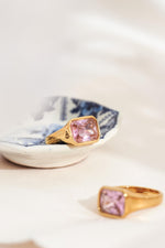 Ballinger Square 18k Gold Cocktail Ring Pink