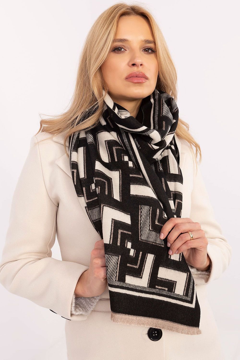 Viscose Wool Mix Shawl 190cm | 9 Colours | AT white one-size-fits-all