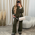 Women’s Casual Loose Two-Piece Loungewear Set with Long Sleeve Top and Trousers